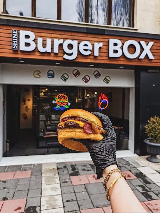 Shine Burger Box