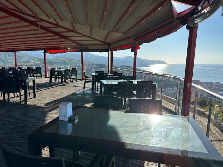 Türkeli Belediyesi Seyir Terası &cafe