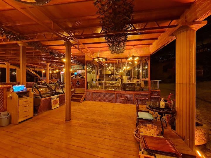Assos Ehli Keyf Cafe (behramkale)
