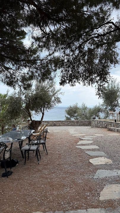 Assos Loco Beach Restaurant