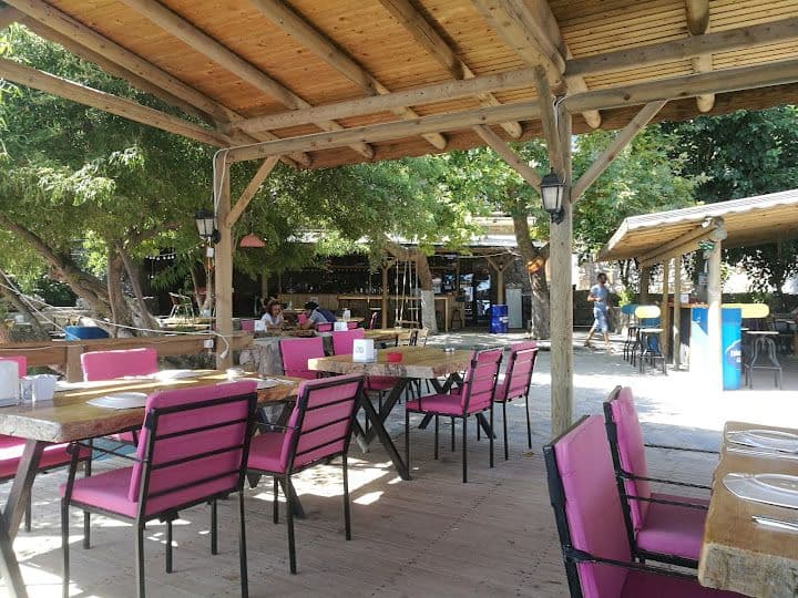 Assosplusbeachotelrestaraunt