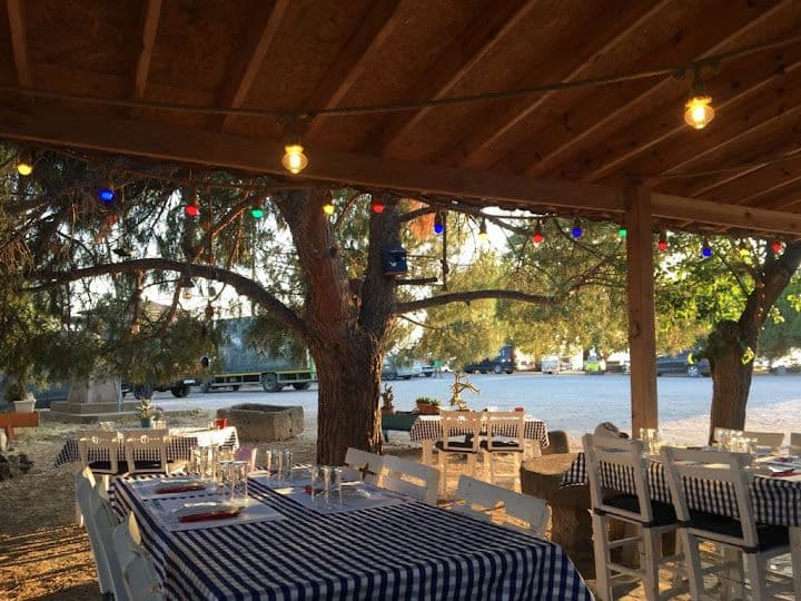 Etem' Den Et Ve Meze (rezervasyon Gereklidir.) +15 Meyhane