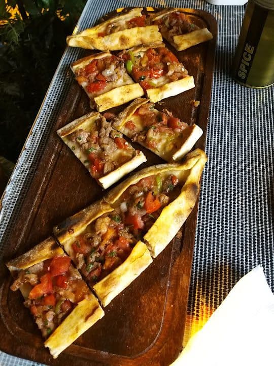 Küçük Ağa Pide Kebap Et Izgara