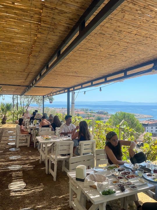 Laden Kahvaltı & Et Restoran