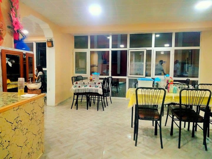 Mala Dayike Colemerg Lokantası( Yöresel Yemek, Sulu Yemek)