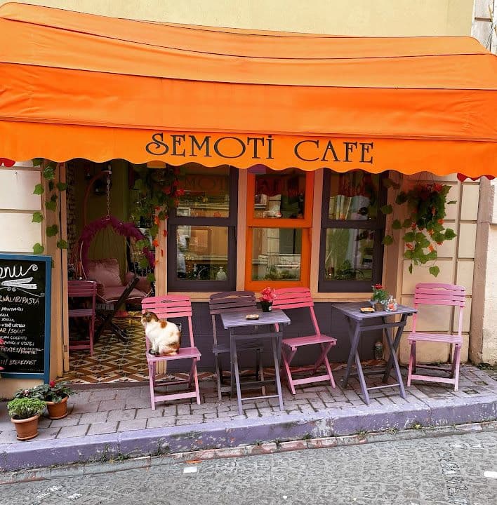 Semoti Cafe