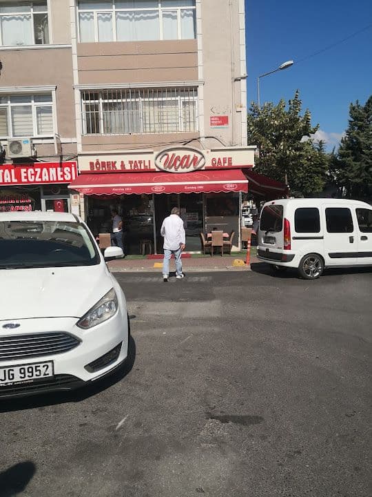 Uçar Pasta & Börek