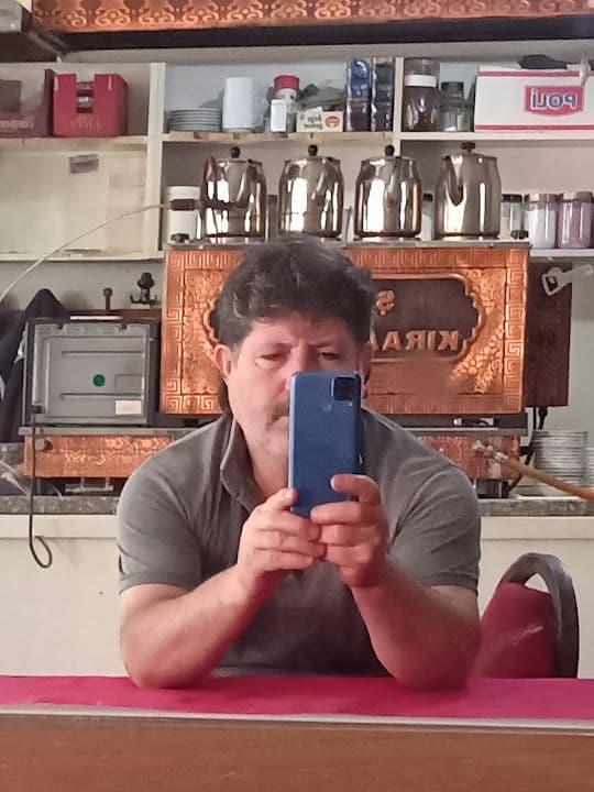 Safak Kıraathanesi