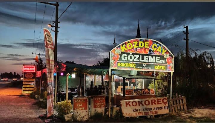 Alper Burcu Közde Semaver Çay Gözleme Evi