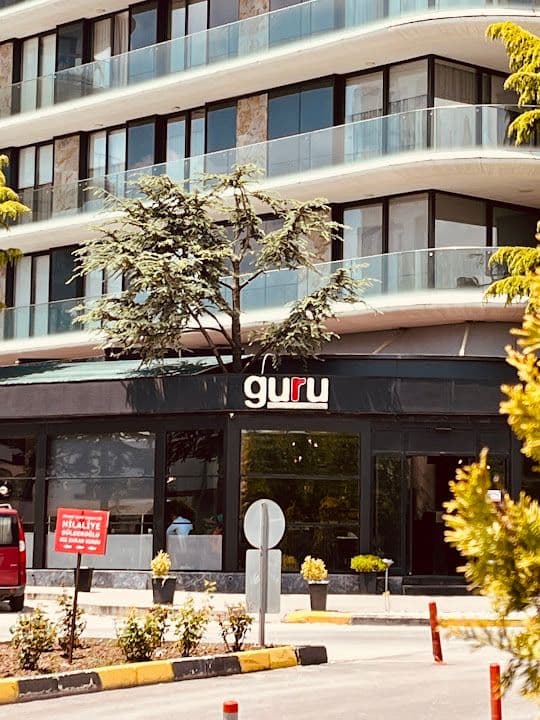 Guru Patisserie