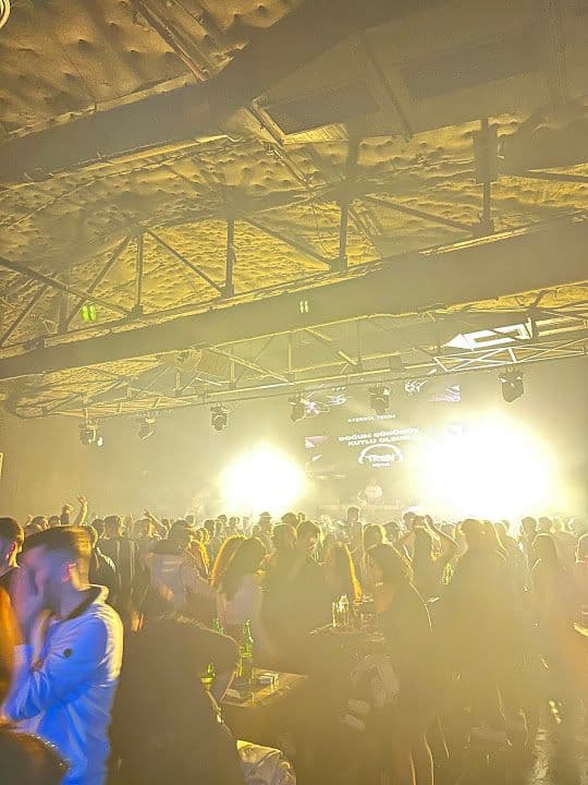 Maıson Club