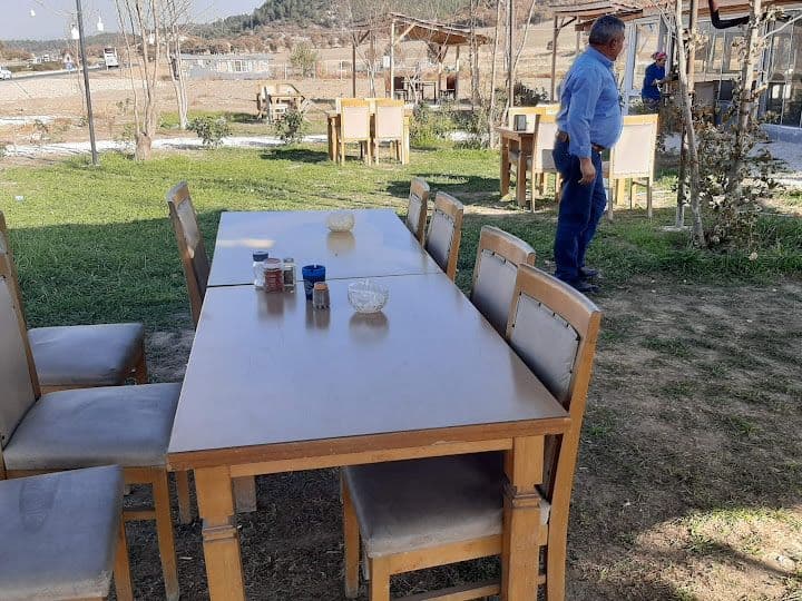 Muhtarın Yeri Restoran (kavurma,köfte,ızgara Çeşitleri,kuyu Tandır,)