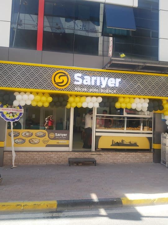 Sarıyer Börekçisi - Kır Pidesi